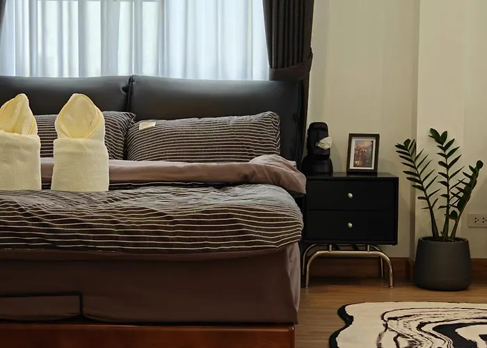 Thonglor 4-story Modern Art Free Wifi Netflix *