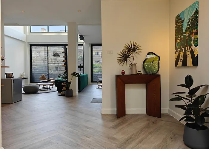 Villa Thonglor 4-story Modern Art Free Wifi Netflix *