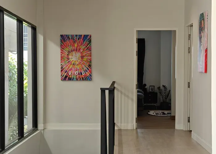Thonglor 4-story Modern Art Free Wifi Netflix فيلة بانكوك
