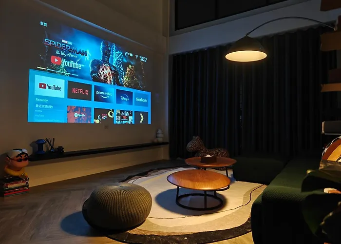 Thonglor 4-story Modern Art Free Wifi Netflix