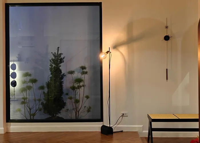 Thonglor 4-story Modern Art Free Wifi Netflix Bangkok
