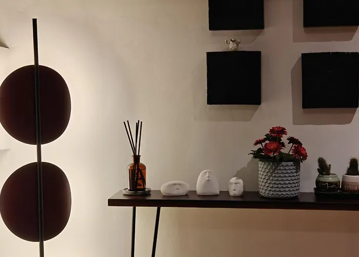 Thonglor 4-story Modern Art Free Wifi Netflix Villa Bangkok